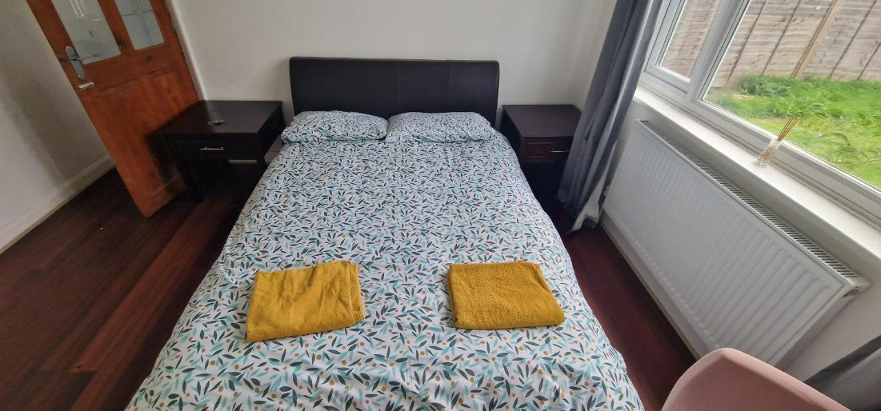 Ritzs Place Northolt (Greater London)